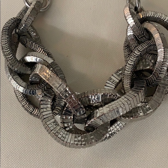 Banana Republic Chunky Interlocking Chain. - Picture 2 of 10